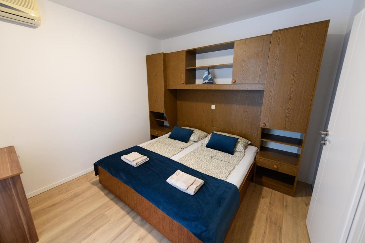 Cozy Beach Apartments Макарска Экстерьер фото